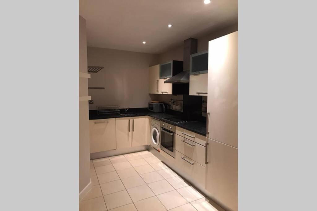 2 Bedroom Spacious And New City Centre Apartment Dublin Exterior foto